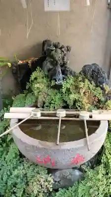 巣鴨猿田彦庚申堂の{uncategorized: "未分類", other: "その他", undefined: "問題あり", building: "その他建物", grave: "お墓", sacred_gate: "鳥居", guardian: "狛犬", statue: "像", buddha: "仏像", history: "歴史", nature: "自然", garden: "庭園", animal: "動物", pagoda: "塔", temizu: "手水舎", mountain_gate: "山門・神門", sanctuary: "本殿・本堂", subordinate: "末社・摂社", art: "芸術", scenery: "景色", jizo: "地蔵", ema: "絵馬", goshuin: "御朱印", omikuji: "おみくじ", items: "授与品その他", amulet: "お守り", goshuincho: "御朱印帳", eats: "食事", festival: "お祭り", votive_dance: "神楽", shichigosan: "七五三参", wedding: "結婚式", experience: "体験その他", initially: "初詣", around: "周辺", anti_infection: "感染症対策"}