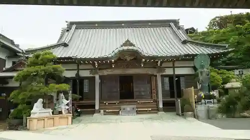 満福寺の本殿・本堂