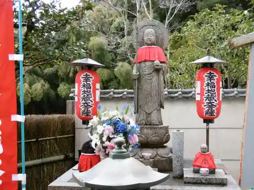 華厳寺（鈴虫寺）の地蔵