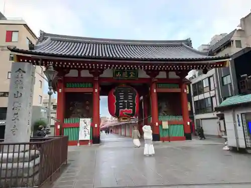 浅草寺の山門