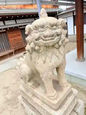 みなと八幡神社の{uncategorized: "未分類", other: "その他", undefined: "問題あり", building: "その他建物", grave: "お墓", sacred_gate: "鳥居", guardian: "狛犬", statue: "像", buddha: "仏像", history: "歴史", nature: "自然", garden: "庭園", animal: "動物", pagoda: "塔", temizu: "手水舎", mountain_gate: "山門・神門", sanctuary: "本殿・本堂", subordinate: "末社・摂社", art: "芸術", scenery: "景色", jizo: "地蔵", ema: "絵馬", goshuin: "御朱印", omikuji: "おみくじ", items: "授与品その他", amulet: "お守り", goshuincho: "御朱印帳", eats: "食事", festival: "お祭り", votive_dance: "神楽", shichigosan: "七五三参", wedding: "結婚式", experience: "体験その他", initially: "初詣", around: "周辺", anti_infection: "感染症対策"}