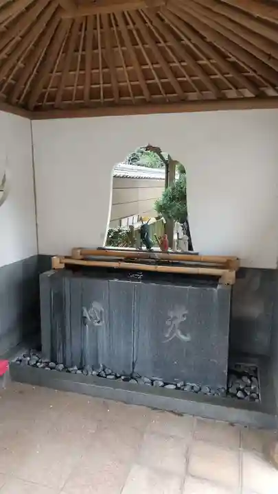 密藏院の手水舎