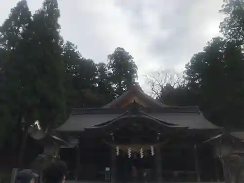 白山比咩神社の本殿