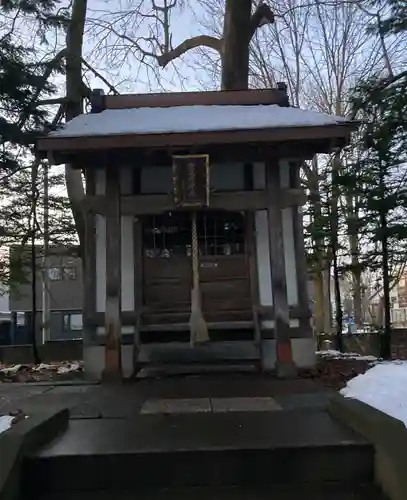 永山神社の末社・摂社