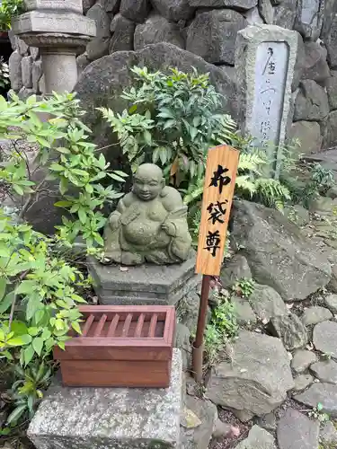 品川寺の像