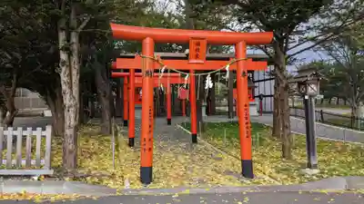 稲荷宮・妙見宮・厳島神社（中嶋神社境内三社）の鳥居