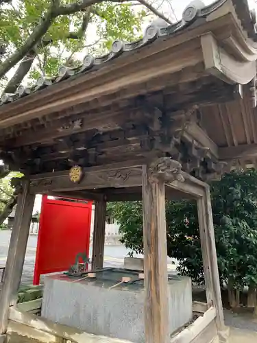 布施弁天 東海寺の手水舎