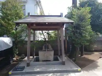 天沼熊野神社の手水舎