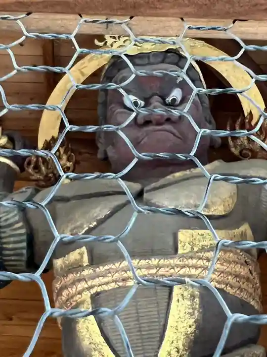 淺間神社(忍野八海)の像