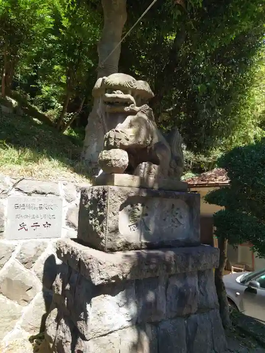 白旗神社(平戸白旗神社)の狛犬