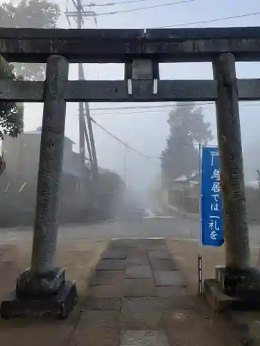 伏木香取神社の鳥居