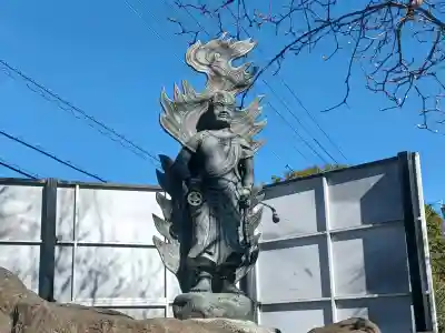 雲竜寺の{uncategorized: "未分類", other: "その他", undefined: "問題あり", building: "その他建物", grave: "お墓", sacred_gate: "鳥居", guardian: "狛犬", statue: "像", buddha: "仏像", history: "歴史", nature: "自然", garden: "庭園", animal: "動物", pagoda: "塔", temizu: "手水舎", mountain_gate: "山門・神門", sanctuary: "本殿・本堂", subordinate: "末社・摂社", art: "芸術", scenery: "景色", jizo: "地蔵", ema: "絵馬", goshuin: "御朱印", omikuji: "おみくじ", items: "授与品その他", amulet: "お守り", goshuincho: "御朱印帳", eats: "食事", festival: "お祭り", votive_dance: "神楽", shichigosan: "七五三参", wedding: "結婚式", experience: "体験その他", initially: "初詣", around: "周辺", anti_infection: "感染症対策"}