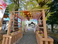 札幌諏訪神社の山門・神門