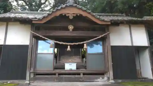 八幡神社の本殿・本堂
