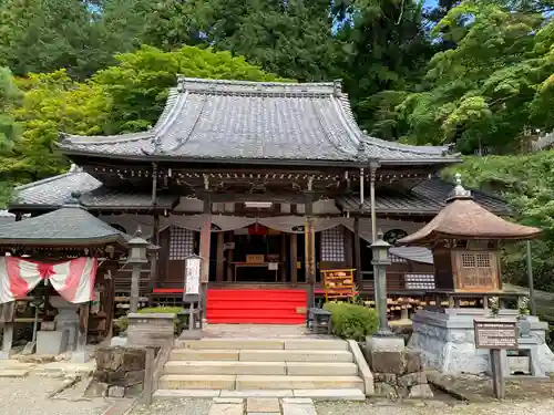 温泉寺の本殿