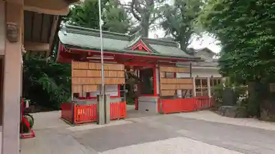 馬橋稲荷神社の山門・神門