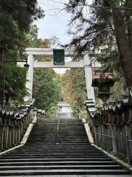 宝山寺の{uncategorized: "未分類", other: "その他", undefined: "問題あり", building: "その他建物", grave: "お墓", sacred_gate: "鳥居", guardian: "狛犬", statue: "像", buddha: "仏像", history: "歴史", nature: "自然", garden: "庭園", animal: "動物", pagoda: "塔", temizu: "手水舎", mountain_gate: "山門・神門", sanctuary: "本殿・本堂", subordinate: "末社・摂社", art: "芸術", scenery: "景色", jizo: "地蔵", ema: "絵馬", goshuin: "御朱印", omikuji: "おみくじ", items: "授与品その他", amulet: "お守り", goshuincho: "御朱印帳", eats: "食事", festival: "お祭り", votive_dance: "神楽", shichigosan: "七五三参", wedding: "結婚式", experience: "体験その他", initially: "初詣", around: "周辺", anti_infection: "感染症対策"}