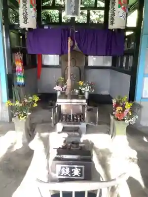 尻冷し地蔵の本殿・本堂