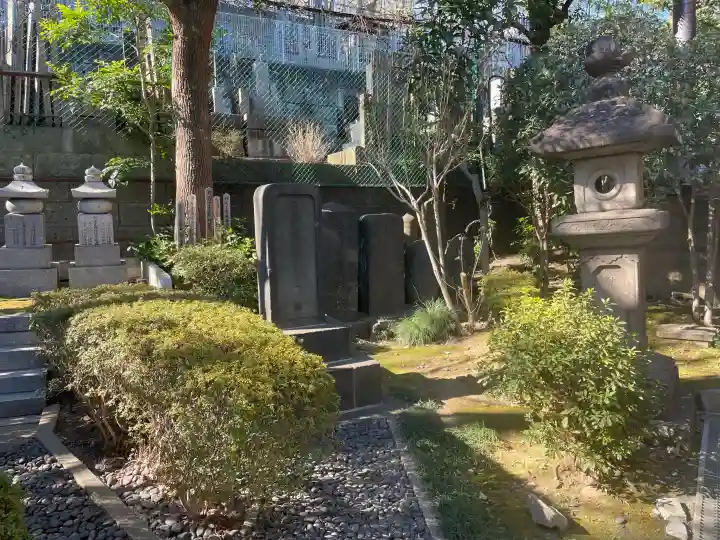 五百羅漢寺の{uncategorized: "未分類", other: "その他", undefined: "問題あり", building: "その他建物", grave: "お墓", sacred_gate: "鳥居", guardian: "狛犬", statue: "像", buddha: "仏像", history: "歴史", nature: "自然", garden: "庭園", animal: "動物", pagoda: "塔", temizu: "手水舎", mountain_gate: "山門・神門", sanctuary: "本殿・本堂", subordinate: "末社・摂社", art: "芸術", scenery: "景色", jizo: "地蔵", ema: "絵馬", goshuin: "御朱印", omikuji: "おみくじ", items: "授与品その他", amulet: "お守り", goshuincho: "御朱印帳", eats: "食事", festival: "お祭り", votive_dance: "神楽", shichigosan: "七五三参", wedding: "結婚式", experience: "体験その他", initially: "初詣", around: "周辺", anti_infection: "感染症対策"}