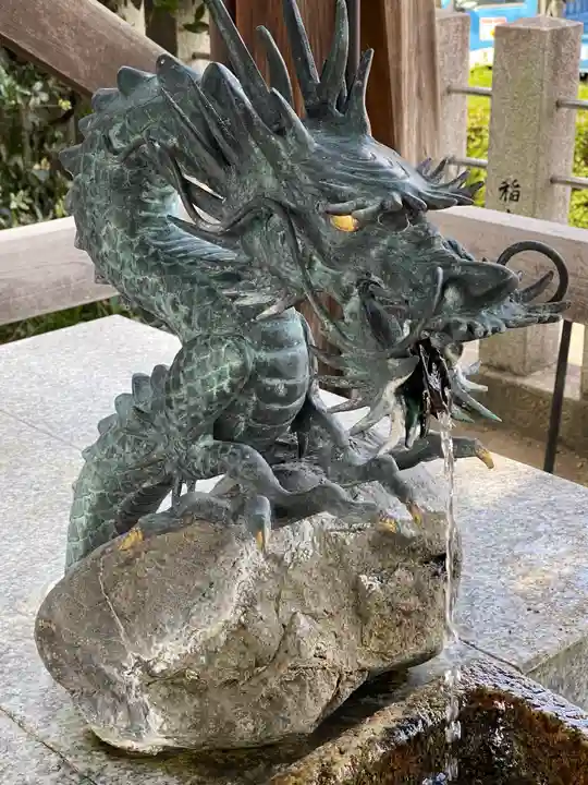 出町妙音堂の手水舎