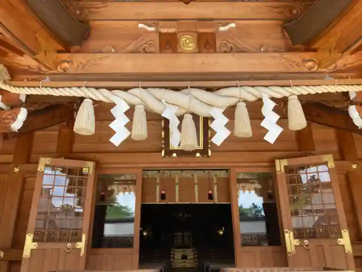 亀ケ池八幡宮の本殿・本堂