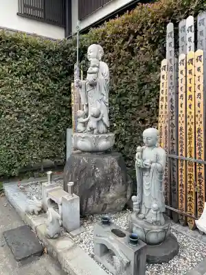 西藏院の{uncategorized: "未分類", other: "その他", undefined: "問題あり", building: "その他建物", grave: "お墓", sacred_gate: "鳥居", guardian: "狛犬", statue: "像", buddha: "仏像", history: "歴史", nature: "自然", garden: "庭園", animal: "動物", pagoda: "塔", temizu: "手水舎", mountain_gate: "山門・神門", sanctuary: "本殿・本堂", subordinate: "末社・摂社", art: "芸術", scenery: "景色", jizo: "地蔵", ema: "絵馬", goshuin: "御朱印", omikuji: "おみくじ", items: "授与品その他", amulet: "お守り", goshuincho: "御朱印帳", eats: "食事", festival: "お祭り", votive_dance: "神楽", shichigosan: "七五三参", wedding: "結婚式", experience: "体験その他", initially: "初詣", around: "周辺", anti_infection: "感染症対策"}