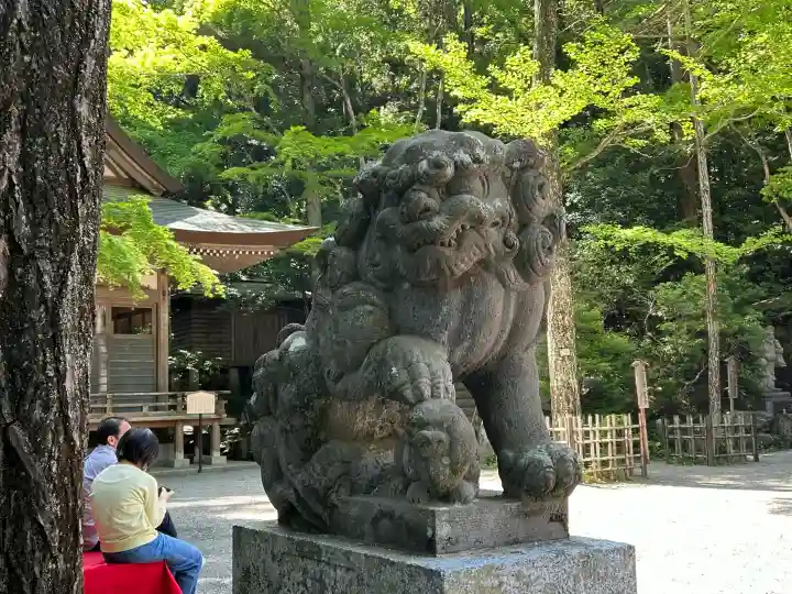 宝登山神社の{uncategorized: "未分類", other: "その他", undefined: "問題あり", building: "その他建物", grave: "お墓", sacred_gate: "鳥居", guardian: "狛犬", statue: "像", buddha: "仏像", history: "歴史", nature: "自然", garden: "庭園", animal: "動物", pagoda: "塔", temizu: "手水舎", mountain_gate: "山門・神門", sanctuary: "本殿・本堂", subordinate: "末社・摂社", art: "芸術", scenery: "景色", jizo: "地蔵", ema: "絵馬", goshuin: "御朱印", omikuji: "おみくじ", items: "授与品その他", amulet: "お守り", goshuincho: "御朱印帳", eats: "食事", festival: "お祭り", votive_dance: "神楽", shichigosan: "七五三参", wedding: "結婚式", experience: "体験その他", initially: "初詣", around: "周辺", anti_infection: "感染症対策"}