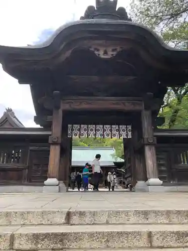 宇都宮二荒山神社の山門