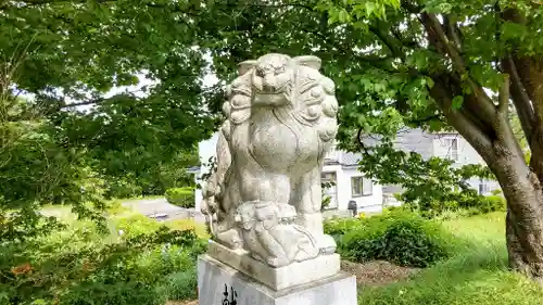 豊滝神社の狛犬