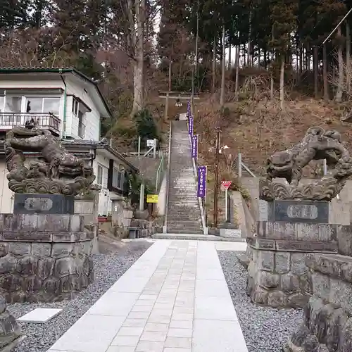 石都々古和気神社の建物その他