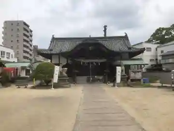 井手神社の本殿・本堂