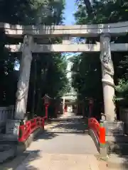 馬橋稲荷神社の鳥居