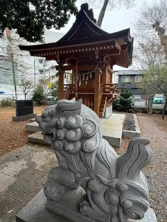 大六天神社の{uncategorized: "未分類", other: "その他", undefined: "問題あり", building: "その他建物", grave: "お墓", sacred_gate: "鳥居", guardian: "狛犬", statue: "像", buddha: "仏像", history: "歴史", nature: "自然", garden: "庭園", animal: "動物", pagoda: "塔", temizu: "手水舎", mountain_gate: "山門・神門", sanctuary: "本殿・本堂", subordinate: "末社・摂社", art: "芸術", scenery: "景色", jizo: "地蔵", ema: "絵馬", goshuin: "御朱印", omikuji: "おみくじ", items: "授与品その他", amulet: "お守り", goshuincho: "御朱印帳", eats: "食事", festival: "お祭り", votive_dance: "神楽", shichigosan: "七五三参", wedding: "結婚式", experience: "体験その他", initially: "初詣", around: "周辺", anti_infection: "感染症対策"}