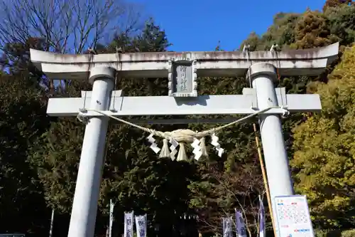 滑川神社 - 仕事と子どもの守り神の鳥居