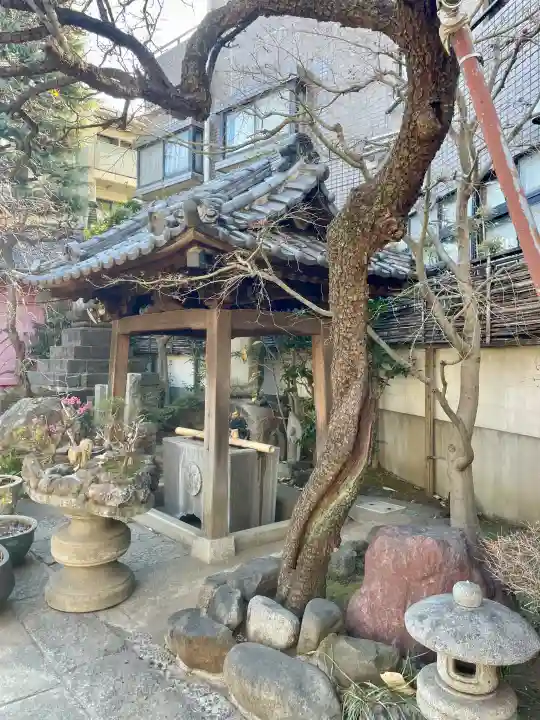 成就院の{uncategorized: "未分類", other: "その他", undefined: "問題あり", building: "その他建物", grave: "お墓", sacred_gate: "鳥居", guardian: "狛犬", statue: "像", buddha: "仏像", history: "歴史", nature: "自然", garden: "庭園", animal: "動物", pagoda: "塔", temizu: "手水舎", mountain_gate: "山門・神門", sanctuary: "本殿・本堂", subordinate: "末社・摂社", art: "芸術", scenery: "景色", jizo: "地蔵", ema: "絵馬", goshuin: "御朱印", omikuji: "おみくじ", items: "授与品その他", amulet: "お守り", goshuincho: "御朱印帳", eats: "食事", festival: "お祭り", votive_dance: "神楽", shichigosan: "七五三参", wedding: "結婚式", experience: "体験その他", initially: "初詣", around: "周辺", anti_infection: "感染症対策"}