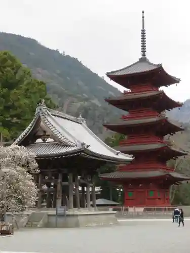 久遠寺の建物その他