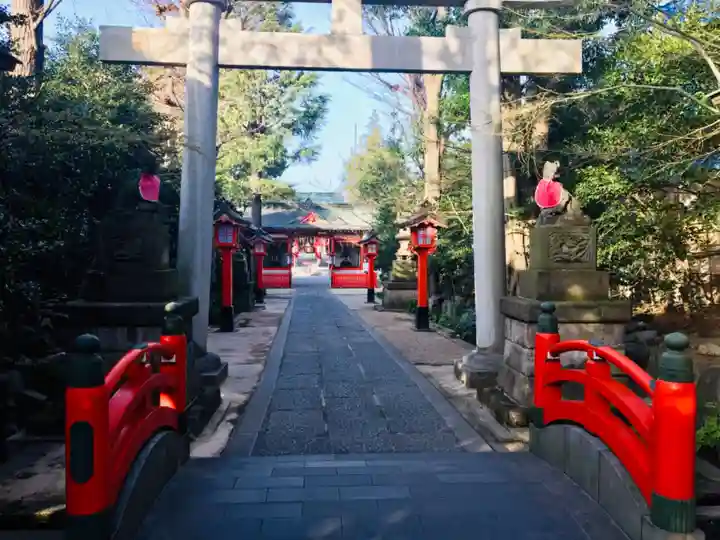 馬橋稲荷神社の鳥居