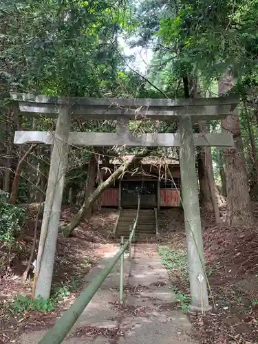 八幡神社の鳥居