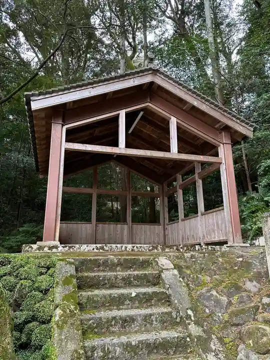 往馬坐伊古麻都比古神社(奈良県)