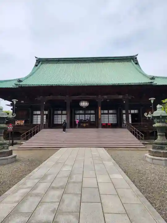 護国寺の本殿・本堂