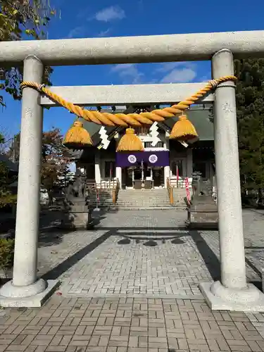 烈々布神社の鳥居