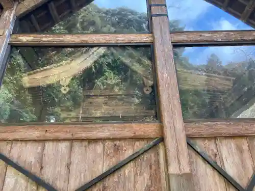 岩屋熊野座神社の本殿・本堂