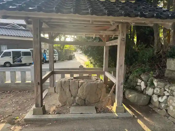 大穴持像石神社(石川県)