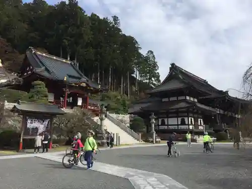 久遠寺の建物その他