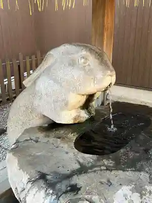 調神社の手水舎