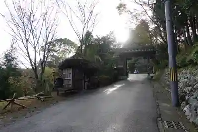 金峯山寺の山門・神門
