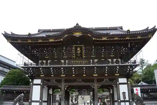 成田山新勝寺の山門・神門