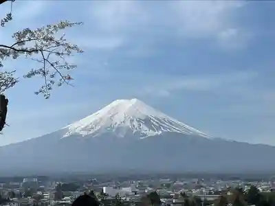 新倉富士浅間神社(山梨県)