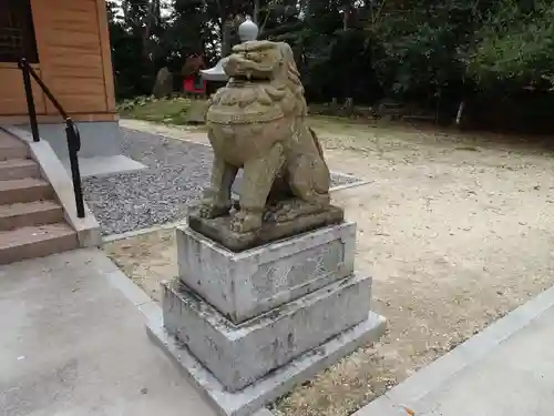 富岡伊邪那岐神社の狛犬