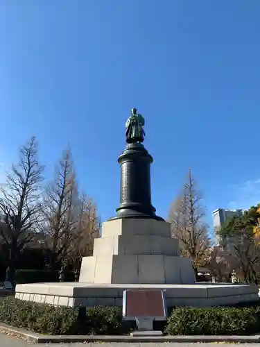 靖國神社の像